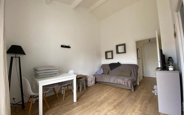 Maison à vendre    2 pièces •  Les Mathes