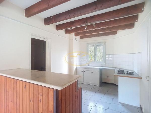 APPARTEMENT F2 Bis Triplex avec garage - LIBRE Ligny-en-barrois APPARTEMENT F2 Bis Triplex avec garage - LIBRE Ligny-en-barrois