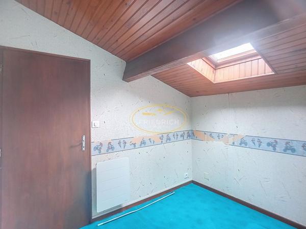 APPARTEMENT F2 Bis Triplex avec garage - LIBRE Ligny-en-barrois APPARTEMENT F2 Bis Triplex avec garage - LIBRE Ligny-en-barrois