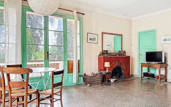 Maison à vendre    5 pièces •  Fréjus