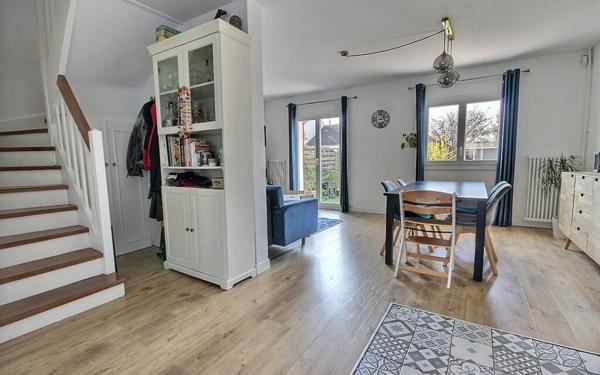 Maison à vendre    4 pièces • 80,09 m2 Plaisir