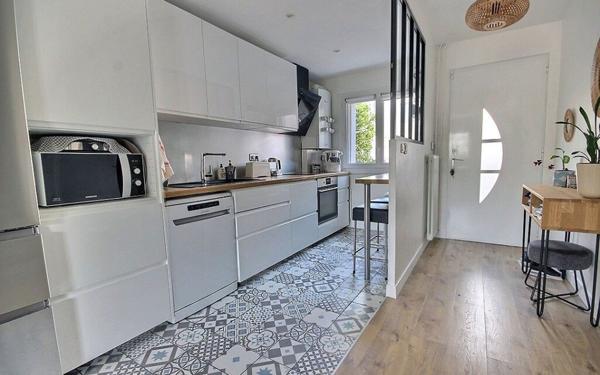 Maison à vendre    4 pièces • 80,09 m2 Plaisir