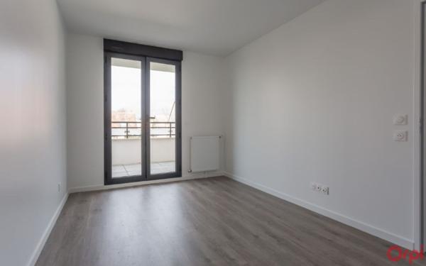 Appartement à louer    2 pièces •  Sainte-Geneviève-des-Bois