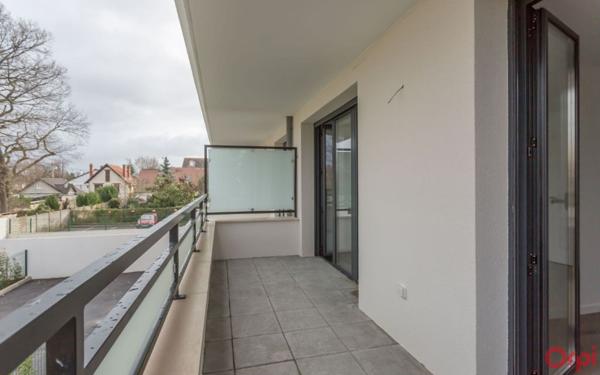 Appartement à louer    2 pièces •  Sainte-Geneviève-des-Bois