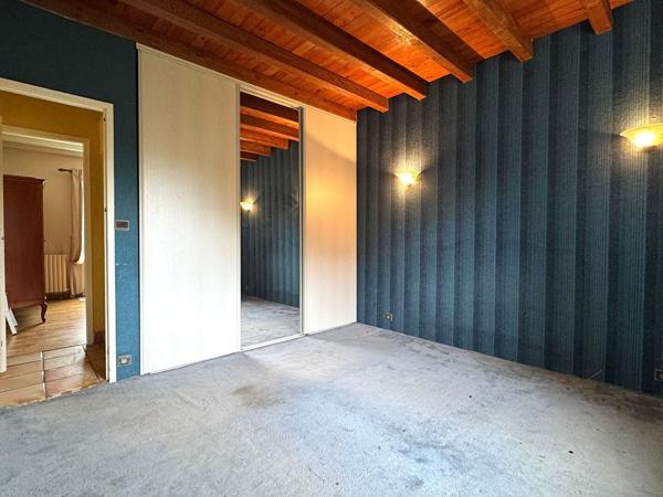 Maison traditionnelle de 147m2 habitables avec son sous sol complet sur parcelle de 1051m2 avec piscine , Maison traditionnelle de 147m2 habitables avec son sous sol complet sur parcelle de 1051m2 avec piscine ,