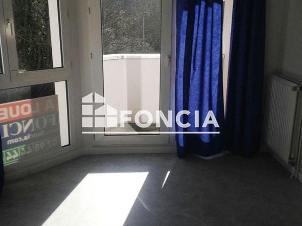 Location Appartement 2 pièces 36.21 m² - 2 ALLEE DE KERINOU Brest 29200