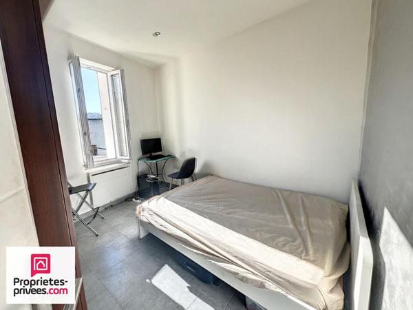RIANS Appartement T2 loué refait à neuf Plein sud