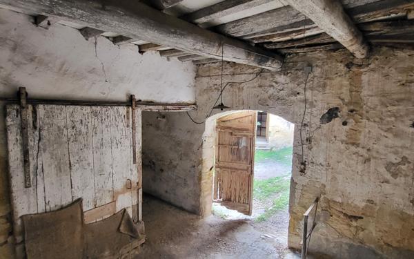 Maison à vendre    2 pièces •  Vauvert