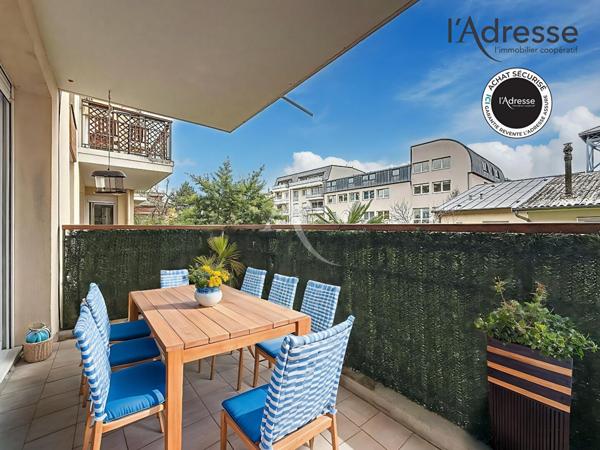 SURESNES/ rue Pasteur - Appartement 4 pièces 84m² - Double Parking - 1 Cave