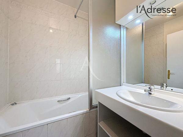 SURESNES/ rue Pasteur - Appartement 4 pièces 84m² - Double Parking - 1 Cave