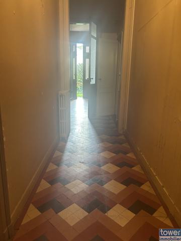 Propriete
                                                                                                                                                                                                                                                                                                                        4 pièce(s)                                                                                                                                                                                                          3 chambre(s)                                                                                                                                                                                                          132.79  m²