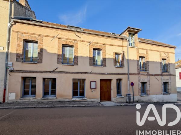 Immeuble à vendre 244 m² Pont-sur-Yonne