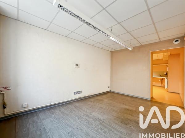 Immeuble à vendre 244 m² Pont-sur-Yonne