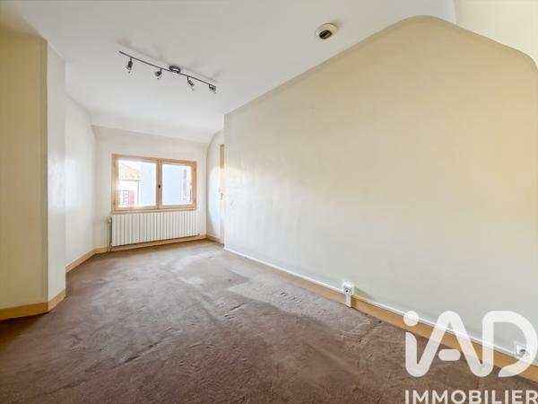 Immeuble à vendre 244 m² Pont-sur-Yonne