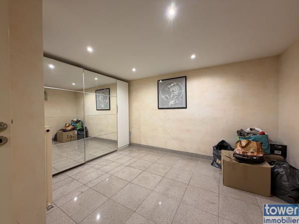 Maison
                                                                                                                                                                                                                                                                                                                        6 pièce(s)                                                                                                                                                                                                          4 chambre(s)                                                                                                                                                                                                          150  m²
