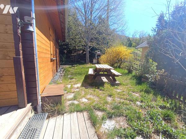 Vente Chalet bois à Montclar