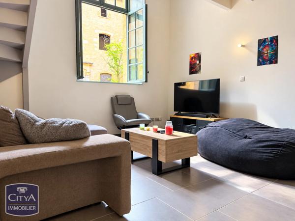 Appartement à vendre 2 pièces 73m² Saint-Cyprien (24220)