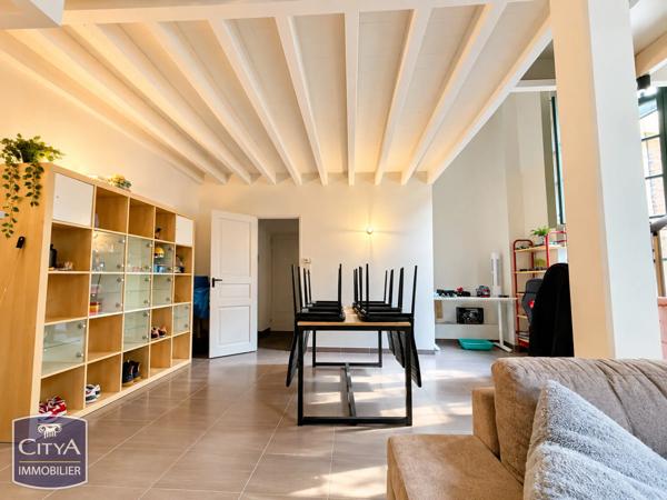 Appartement à vendre 2 pièces 73m² Saint-Cyprien (24220)