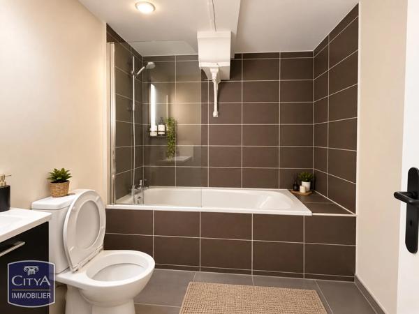 Appartement à vendre 2 pièces 73m² Saint-Cyprien (24220)