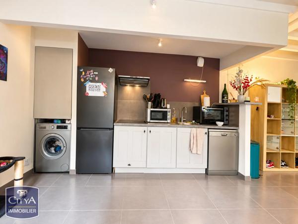 Appartement à vendre 2 pièces 73m² Saint-Cyprien (24220)