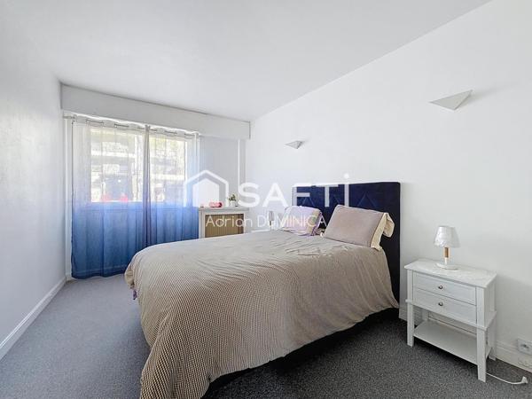 Bel appartement rénové avec une grande terrasse