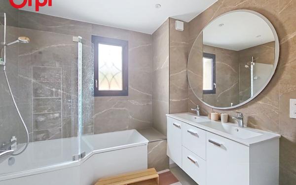 Maison à vendre    4 pièces • 127 m2 La Seyne-sur-Mer