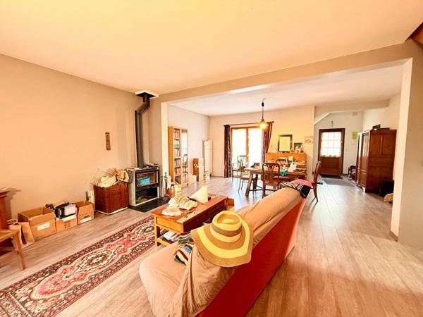 Maison Saint Georges Sur Baulche 7 pièce(s) 157 m2