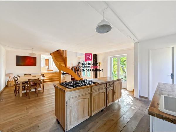 Maison Thorigny Sur Oreuse 6 pièce(s) 154 m2