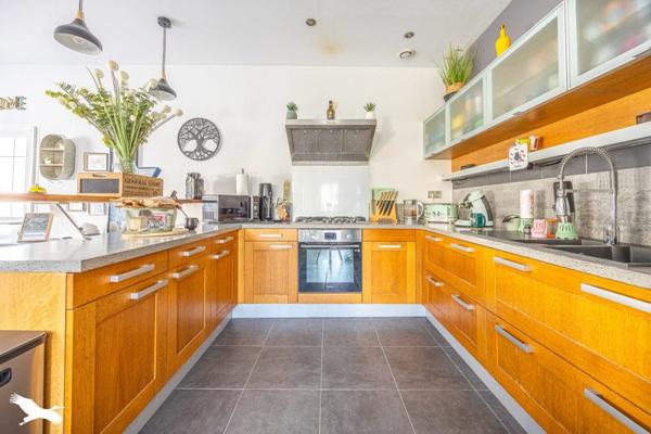 Maison à vendre |  La Crèche |  6 pièces | 154 m²