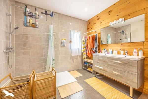 Maison à vendre |  La Crèche |  6 pièces | 154 m²