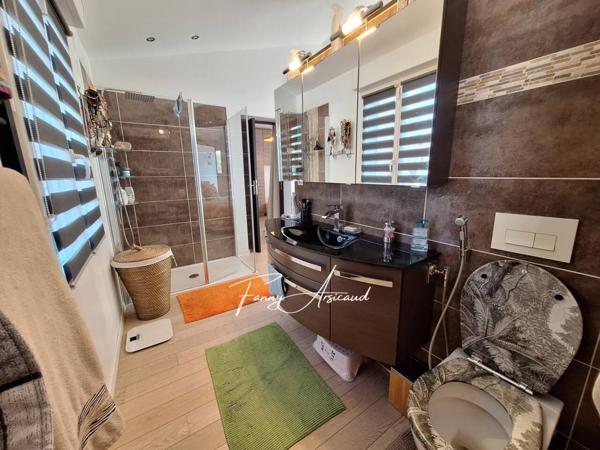 Maison à vendre 6 pièces de 185 m²