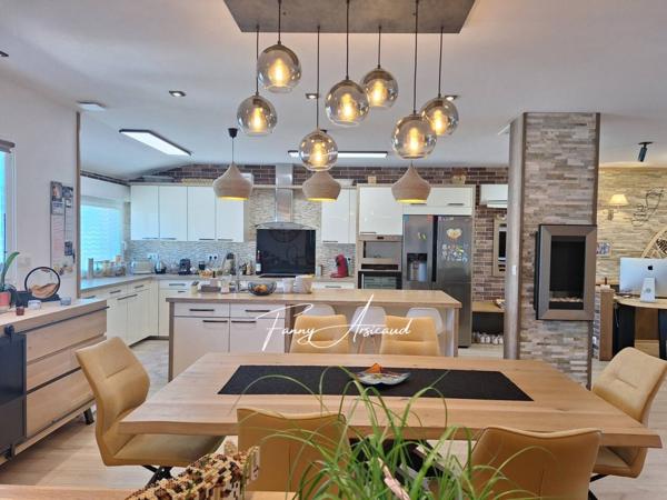 Maison à vendre 6 pièces de 185 m²