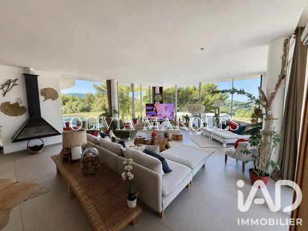Maison à vendre 5 pièces 342 m² Cassis