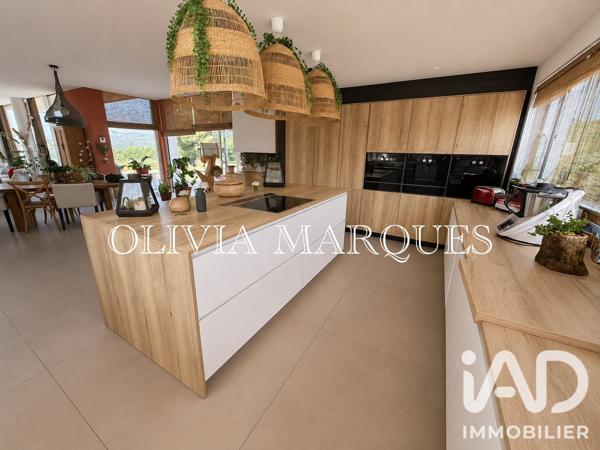 Maison à vendre 5 pièces 342 m² Cassis