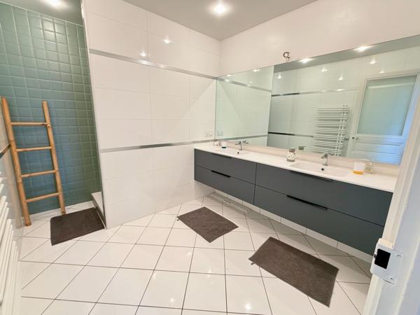 Vente Maison de luxe Vannes 7 Pièces 261 m²