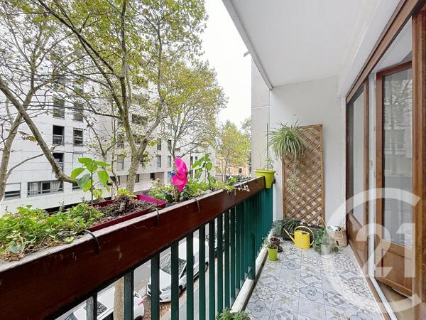 Appartement F3 à vendre  3 pièces - 65,80 m 2   PARIS  - 75020
