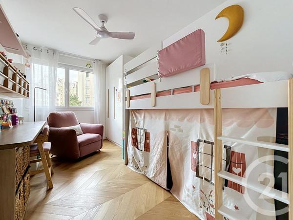Appartement F3 à vendre  3 pièces - 65,80 m 2   PARIS  - 75020