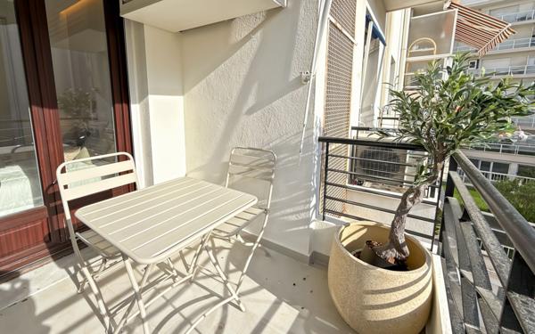 Appartement à vendre    2 pièces • 27,52 m2 Nice