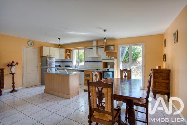 Maison à vendre 4 pièces 95 m² Vitrac