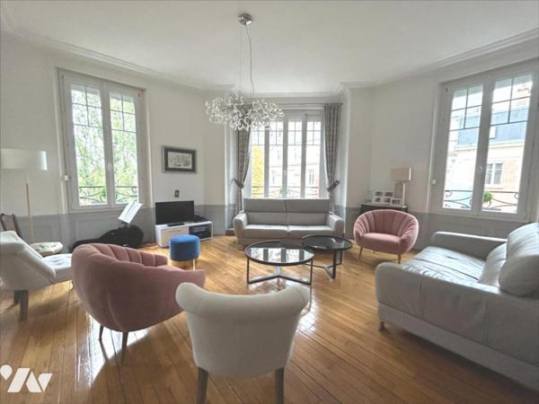 CENTRE CATHÉDRALE APPARTEMENT 6 PIECES