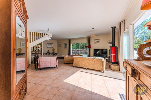 Vente maison Lanton : 590 000 € - AJP Immobilier Andernos les Bains