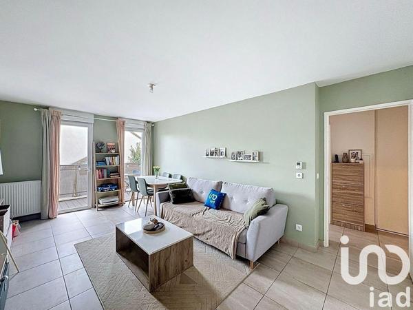 Appartement 3 pièces de 65 m² à Meaux (77100)