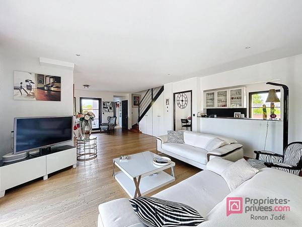 Appartement Sautron 5 pièce(s) 153 m2