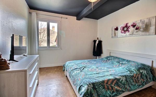 Immeuble à vendre    6 pièces •  Lavaur