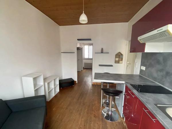 Location Appartement 2 pièces 27 m2 à Saint-Quentin