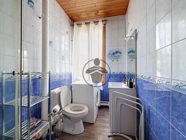 Location                                                      Appartement
                        
                     2 pièces                      27 m2                     à Saint-Quentin