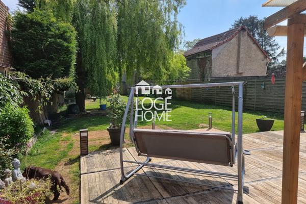 Maison de ville – 170 m² – 5 chambres – jardin sans vis-à-vis – garage traversant + cave à vendre