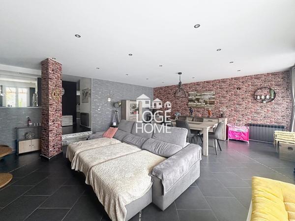 Maison de ville – 170 m² – 5 chambres – jardin sans vis-à-vis – garage traversant + cave à vendre