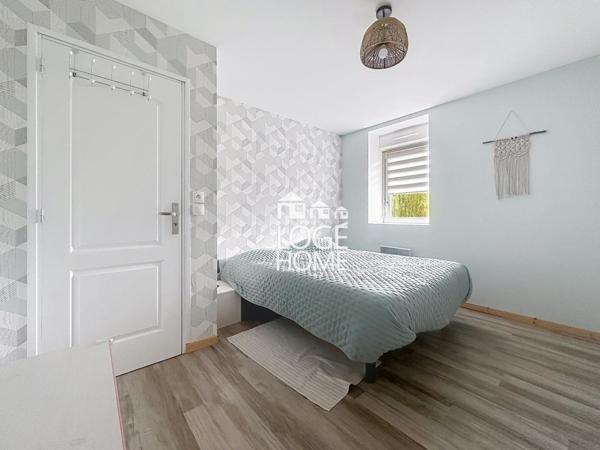 Maison de ville – 170 m² – 5 chambres – jardin sans vis-à-vis – garage traversant + cave à vendre