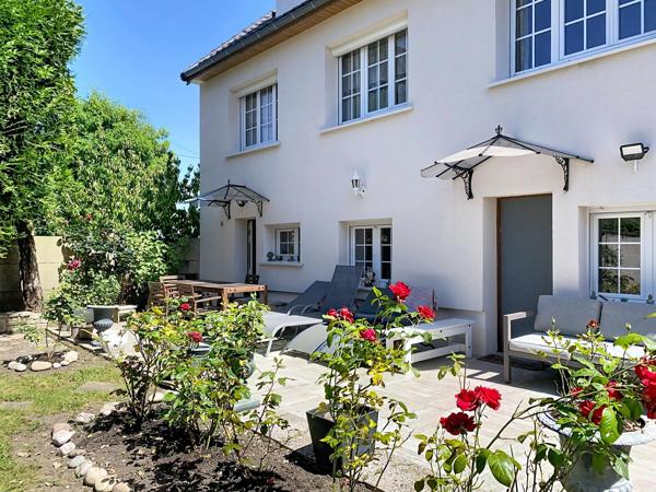 Maison familiale avec dépendance - 7 chambres - Garage - Jardin